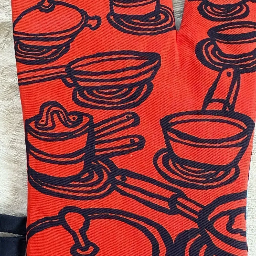 Blue Q Cotton Oven Mitt Cook Bake DJ Stove Top Pots and Pans